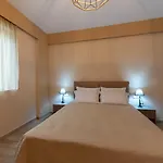 شقة Chrysanthi