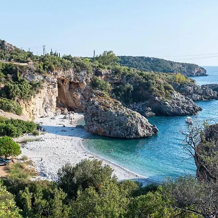 Daire Chrysanthi Stoúpa