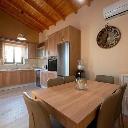 Chrysanthi Apartament Stoúpa