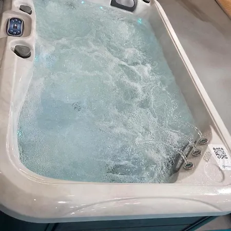 Chrysanthi Apartment Stoúpa