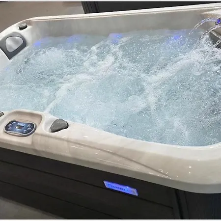 Chrysanthi Apartment *