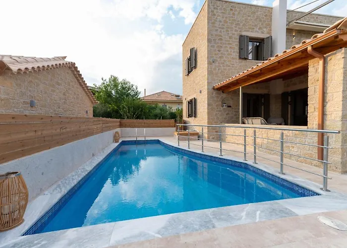 Chrysanthi Appartement Stoúpa